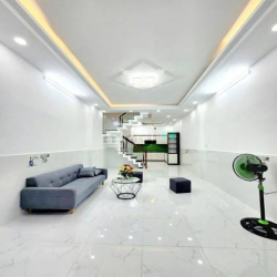 Nhà gần NGÃ TƯ BỐN XÃ 4x12m 3PN đúc 1.5 tấm giá 3.85 tỷ