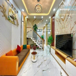Sốc giảm 200tr nhà Nguyễn Trãi, phường 3 , quận 5. 90m2/2tỷ950 SHR