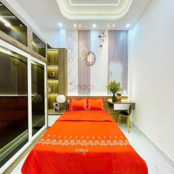 Cần bán nhà Bạch Đằng, P2, Tân Bình,DT 55m2, giá 2,5 tỷ, SHR.