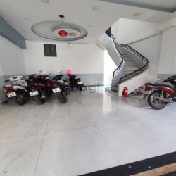 Hẻm xe hơi - 3 Tầng - 128M2 - 6M x 21,5M - Gần chợ Hạnh Thông Tây