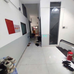 Hẻm xe hơi - 3 Tầng - 128M2 - 6M x 21,5M - Gần chợ Hạnh Thông Tây