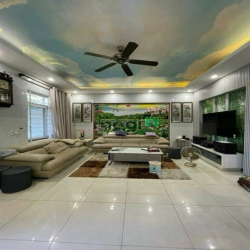 Bán Biệt Thự góc mặt tiền Dương Văn An DT 200m2 giá 58 tỷ alo e Nhi ạ