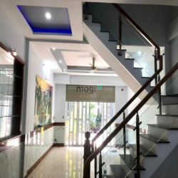 Bán Gấp Nhà Thạch Lam,P.Phú Thạnh,Tân Phú 65m2, 2t950, sổ hồng riêng.