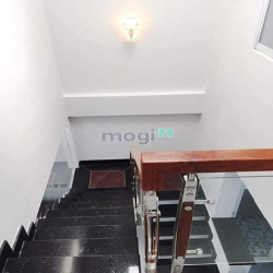 Bán nhanh nhà cấp 3,giá 2 tỷ 590,50m2,SHR,Bao phí, Full Nội Thất
