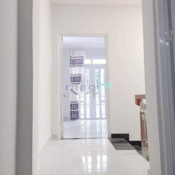 Bán nhanh nhà cấp 3,giá 2 tỷ 590,50m2,SHR,Bao phí, Full Nội Thất
