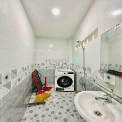 Siêu phẩm nhà Lũy Bán Bích, Quận Tân Phú, 75m2,2Tỷ350, sổ hồng riêng.