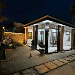 Bán Nhà biệt thự vườn DT 570m2. Giá 9 tỷ