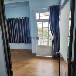 Nhà đẹp sổ hồng trao tay, cách đường chính chỏ 60m, hẻm thẳng đẹp