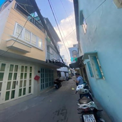 Nhà 3 tầng Đinh Tiên Hoàng, P3, 16m2, 3.2 tỷ TL