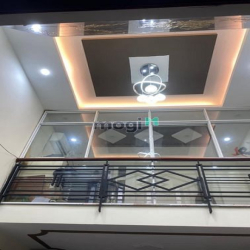 Bán nhà Bình Tân 5 tầng hẻm xe hơi ngộp bank gấp bán