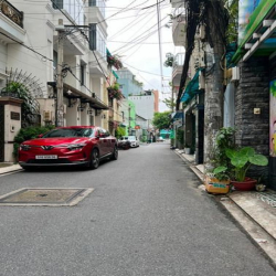 Chính chủ bán gấp nhà hẻm xe hơi. Khu gần sân bay. Đường Bạch Đằng