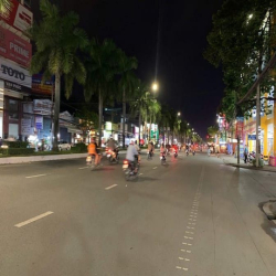 Cặp nhà rộng thoáng mặt tiền 3 tháng 2, Ninh Kiều, Cần Thơ - 35 tỷ