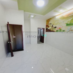 Mặt tiền ĐS 16A, 18m2, 2 Tầng, 2PN, SHR, Sát chợ Lê Văn Quới.