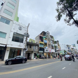 Bán nhà MT 320B Võ Văn Tần, P. 5, Quận 3