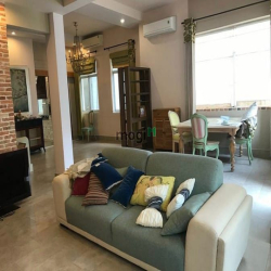 Bán biệt thự song lập có sân vườn khu Mỹ Kim 2 đường lớn ở Phú Mỹ Hưng
