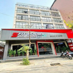 Bán căn hộ dịch vu 16x28, 7 tầng, thu nhập 500tr/tháng, bán 120 tỷ
