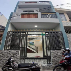 Bán nhà 2 tầng đường 5m oto đậu cửa sát bên Lotte Q7 chỉ 4 tỷ mấy