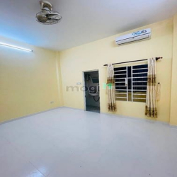 Bán nhà 2 tầng đường số 40 Linh Đông 70m2 giá 4.8 Tỷ Nhà bao đẹp