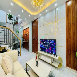 Lên sóng nhà siêu đẹp Nguyễn Tri Phương,P5,Q10, 60m2, 2tỷ350, Sổ riêng