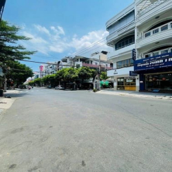nhà 4 tầng mặt tiền đường nguyễn hồng đào