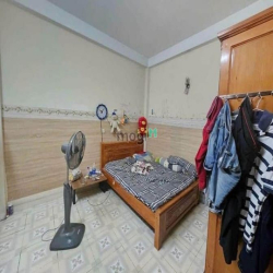 Bán nhà đường Đỗ Xuận Hợp, Quận 9, 46m2-1 tỷ 660tr- SHR