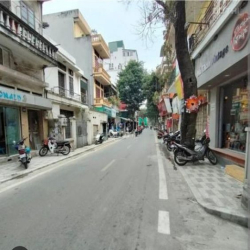 Nhà mặt phố kinh doanh khủng, bán nhà phố Yên Phụ 35m,6tầng, 9,5 tỷ
