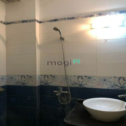 Nhà mặt phố kinh doanh khủng, bán nhà phố Yên Phụ 35m,6tầng, 9,5 tỷ