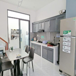 Bán Nhà Hẻm Xe Hơi, 62m2 (6x10.5), 3 Tầng, Hoàng Hữu Nam, Quận 9