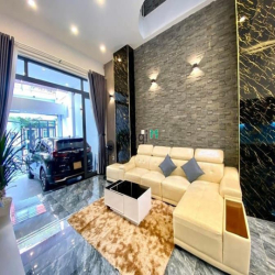 Siêu phẩm! Xe hơi vào nhà Nguyễn Xí Bình Thạnh 52m2 chỉ 8,11 Tỷ