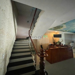 17,5tỷ-BÁN NHÀ 3 lầu 16P khách sạn (6x44m)MT nguyễn duy trinh thủ đức