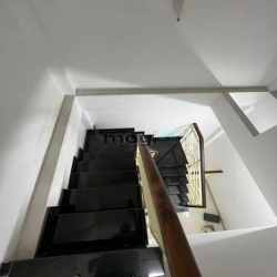 Bán gấp nhà 5 tầng lầu Hẻm thông - 129/12F Nguyễn Trãi, P.2, Q.5