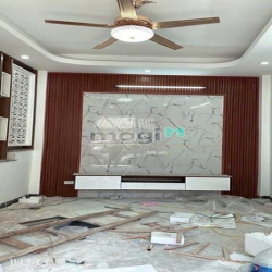 NHÀ MỚI ĐẸP phố kim quan việt hưng long biên 40M 5TẦNG GIÁ 5,65 TỶ