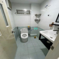 Bán gấp nhà 5 tầng lầu Hẻm thông - 129/12F Nguyễn Trãi, P.2, Q.5