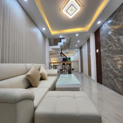 Bán nhà tuyệt đẹp đường Bàn Cờ, p3, Quận 3, 65m2, 2tỷ 3, sổ riêng.