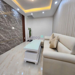 Bán nhà tuyệt đẹp đường Bàn Cờ, p3, Quận 3, 65m2, 2tỷ 3, sổ riêng.