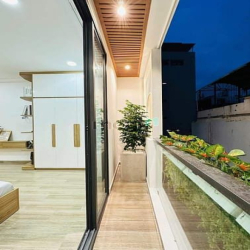 Bán gấp Hoa Sứ, Phú Nhuận, 88m2 Giá 3tỷ600, sổ riêng, thuê 25tr/th