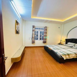 Nhà hẻm xe hơi, sát bên UBP, Đường TX 33, DT:4x16M, Trệt, 2Lầu, 4PN,