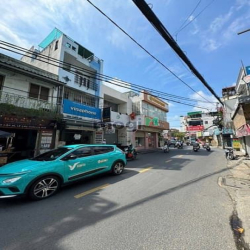 Bán nhà Hoàng văn Thụ phường 4 Tân Bình 4.1m x20m 3 tầng BTCT