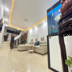 Bán Nhà Gấp **Thượng Thanh**, 48 M2, Ô Tô Đỗ Cửa Nhà, Giá 6,1 Tỷ