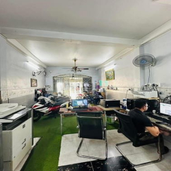 Bán nhà Hoàng văn Thụ phường 4 Tân Bình 4.1m x20m 3 tầng BTCT