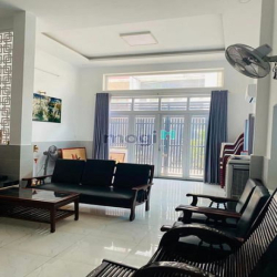 Nhà Nguyễn Văn Thương  Bình Thạnh-Hẻm Xe Hơi 6m-DT 125m2-Giá 25 Tỷ.