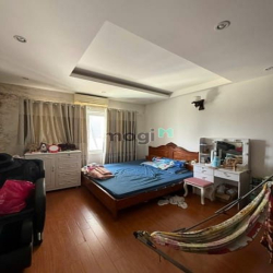 Cho thuê nhà 3 lầu. mt Đỗ Pháp Thuận, 5x20m Dt sàn 324,4m2, 30tr/th