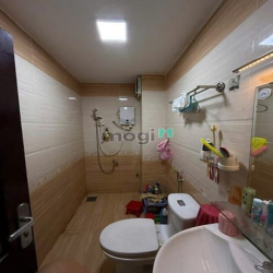 Cho thuê nhà 3 lầu. mt Đỗ Pháp Thuận, 5x20m Dt sàn 324,4m2, 30tr/th