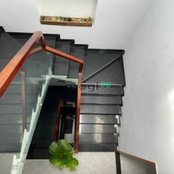 Bán nhà đẹp MTNB khu Tên Lửa 4x22,5m 3 tầng - SÁT C/VIÊN - GẦN NHÀ THỜ