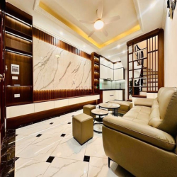 Siêu Phẩm - Bán Nhà Phố Kim Ngưu HBT HN 33m² x 5 Tầng 7,5 tỷ