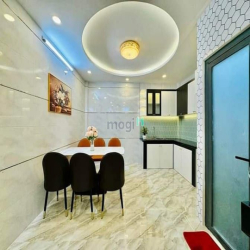 Bán nhà Hẻm 3.5m Quang Trung, P10, GV, 4.3 x 12m, giá: 4,98 tỷ TL