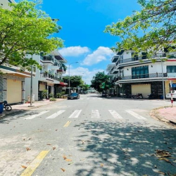 Nhà Phố  2 lầu Hoàn Công, Thuận An, Bình Dương Giá Chỉ 3,450 tỷ