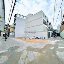 Bán nhà hẻm xe hơi sát mặt tiền Nguyễn Tư Giản, P.12, 4,8 x 12 giá 5.4
