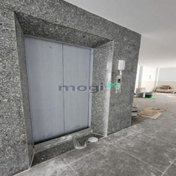 Bán Căn Hộ Dịch Vụ đường Tên Lửa 110m² 6 Tầng Thang Máy 20 phòng