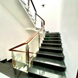 Tuyệt Phẩm Chuẩn Chỉnh Nhà Phan Văn Trị 81.2m2 (4x21m) 5Tầng , Hẻm 8m